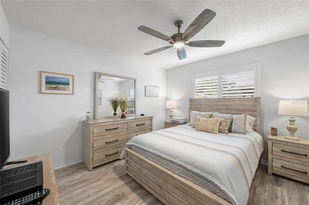 6015 27th Street W Bradenton FL 34207