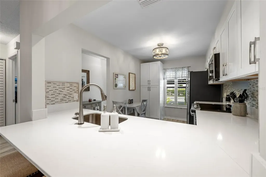 6015 27th Street W Bradenton FL 34207