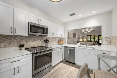 6015 27th Street W Bradenton FL 34207