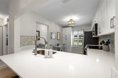 6015 27th Street W Bradenton FL 34207