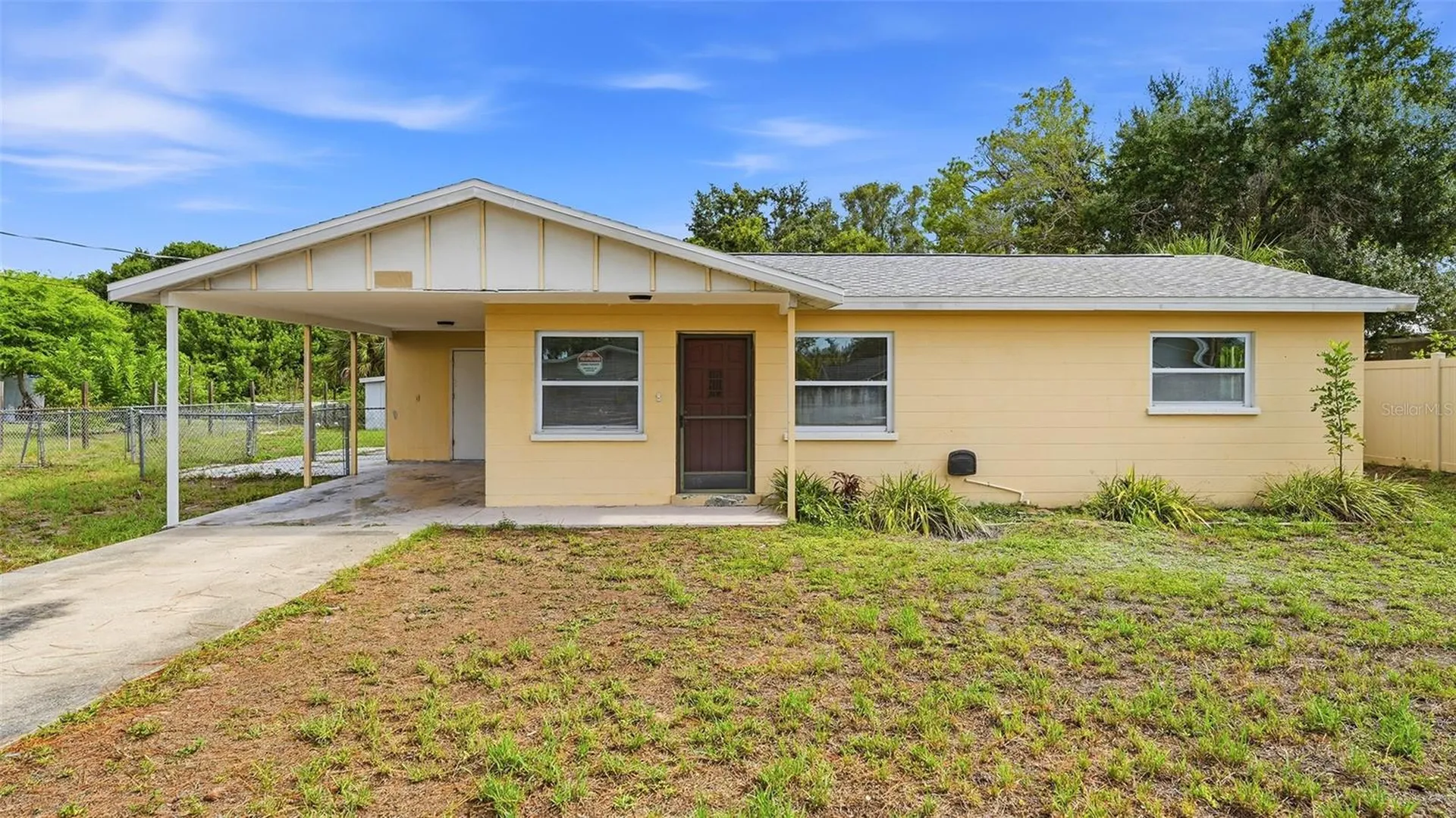 1015 60th Avenue Terrace W Bradenton FL 34207