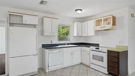 1015 60th Avenue Terrace W Bradenton FL 34207