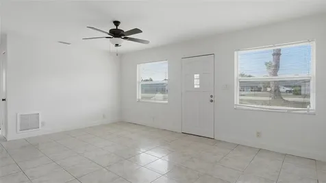 1015 60th Avenue Terrace W Bradenton FL 34207