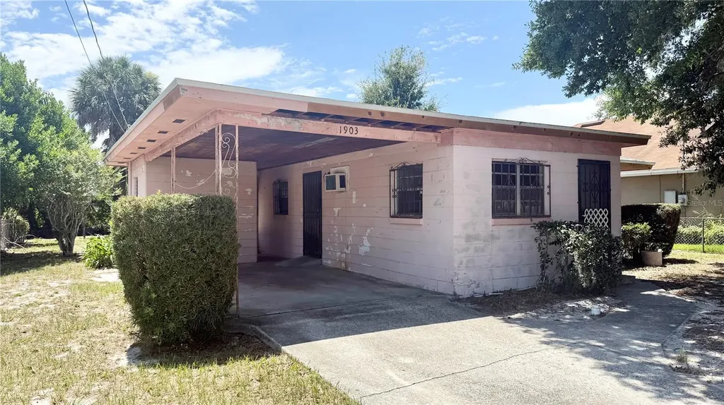 1903 3rd Street NE Winter Haven FL 33881
