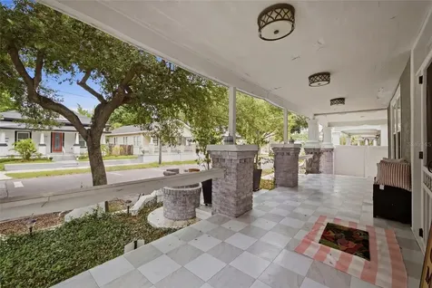 2132 W Beach Street Tampa FL 33607