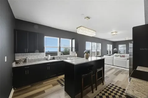 2132 W Beach Street Tampa FL 33607