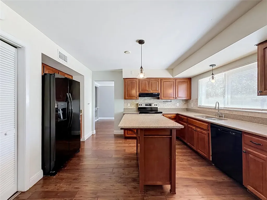 15708 Woodcock Place Tampa FL 33624