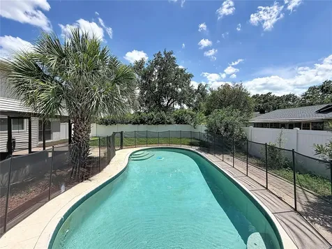 15708 Woodcock Place Tampa FL 33624