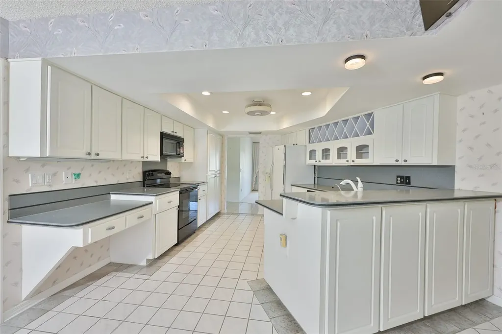 1927 E View Drive Sun City Center FL 33573