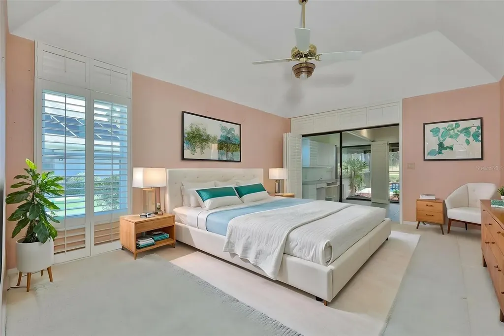 1927 E View Drive Sun City Center FL 33573