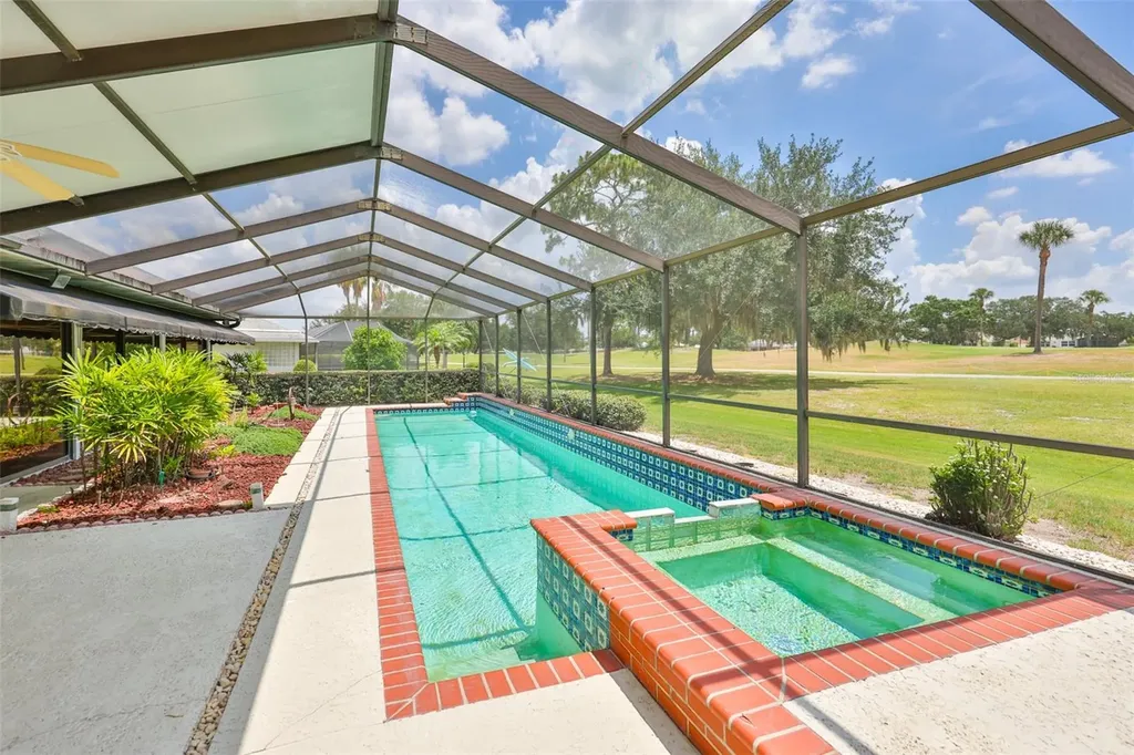 1927 E View Drive Sun City Center FL 33573