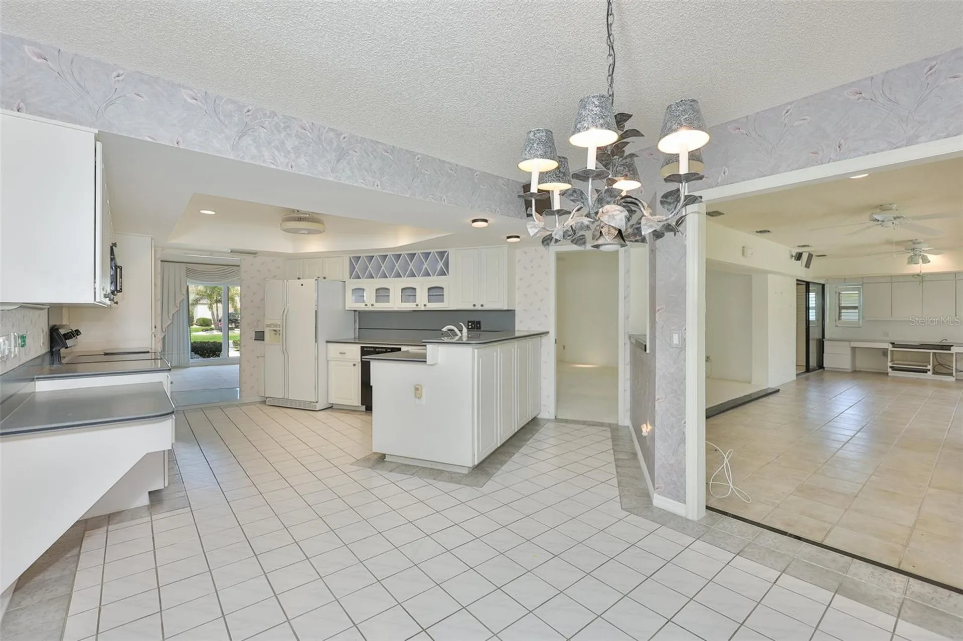 1927 E View Drive Sun City Center FL 33573