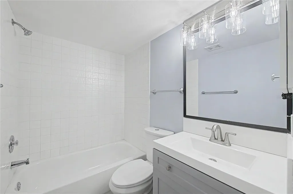 800 Cove Cay Drive Clearwater FL 33760