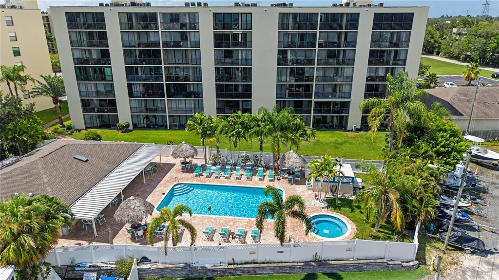 800 Cove Cay Drive Clearwater FL 33760