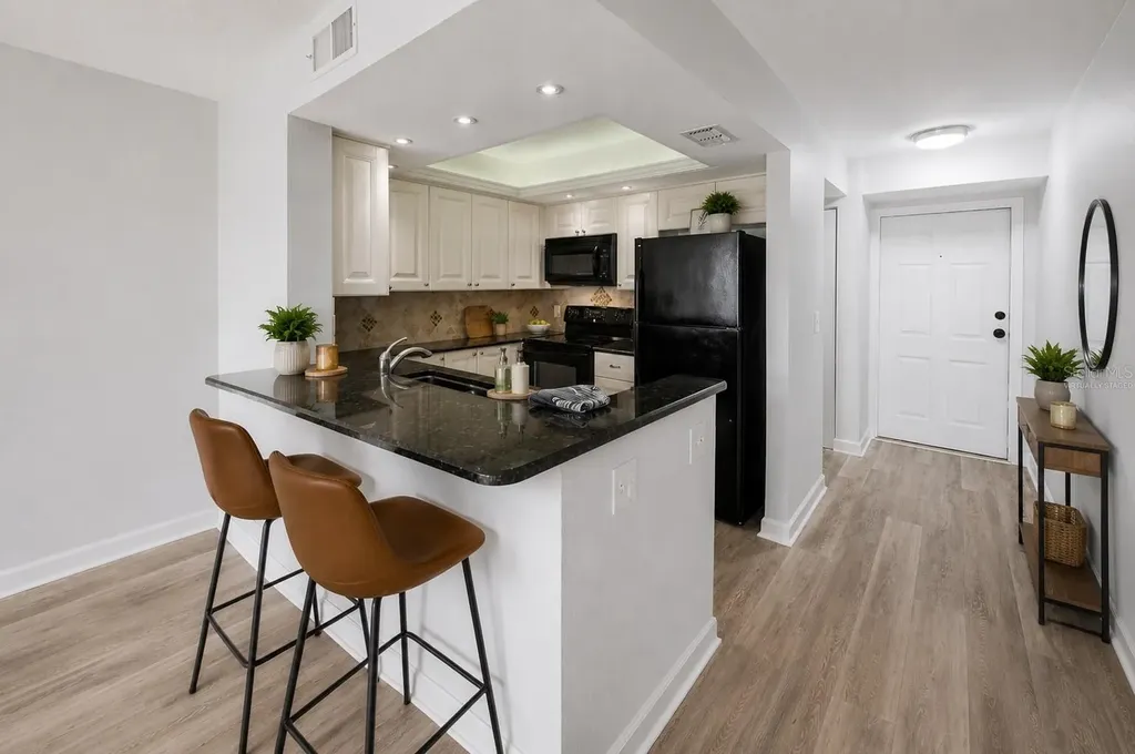 800 Cove Cay Drive Clearwater FL 33760