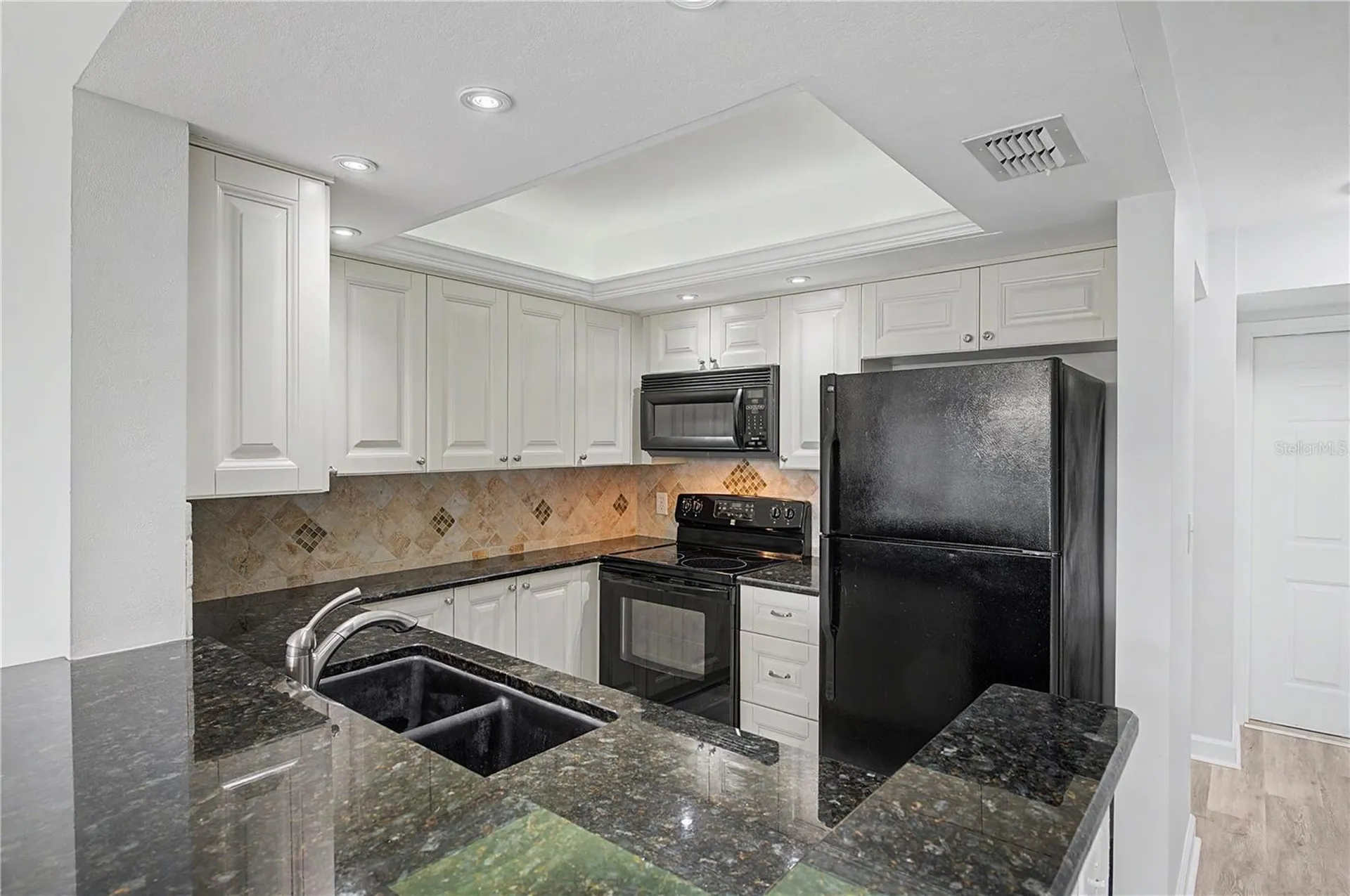 800 Cove Cay Drive Clearwater FL 33760