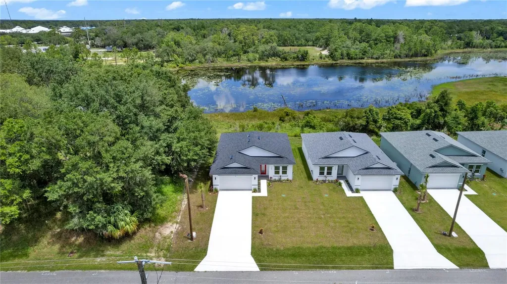 132 11th Avenue Osteen FL 32764