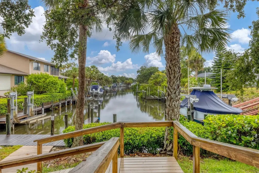 6642 Schooner Bay Circle Sarasota FL 34231