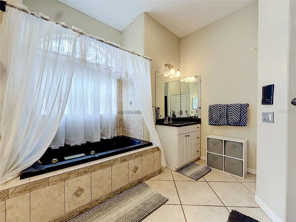 10301 Fox Sparrow Avenue Weeki Wachee FL 34613