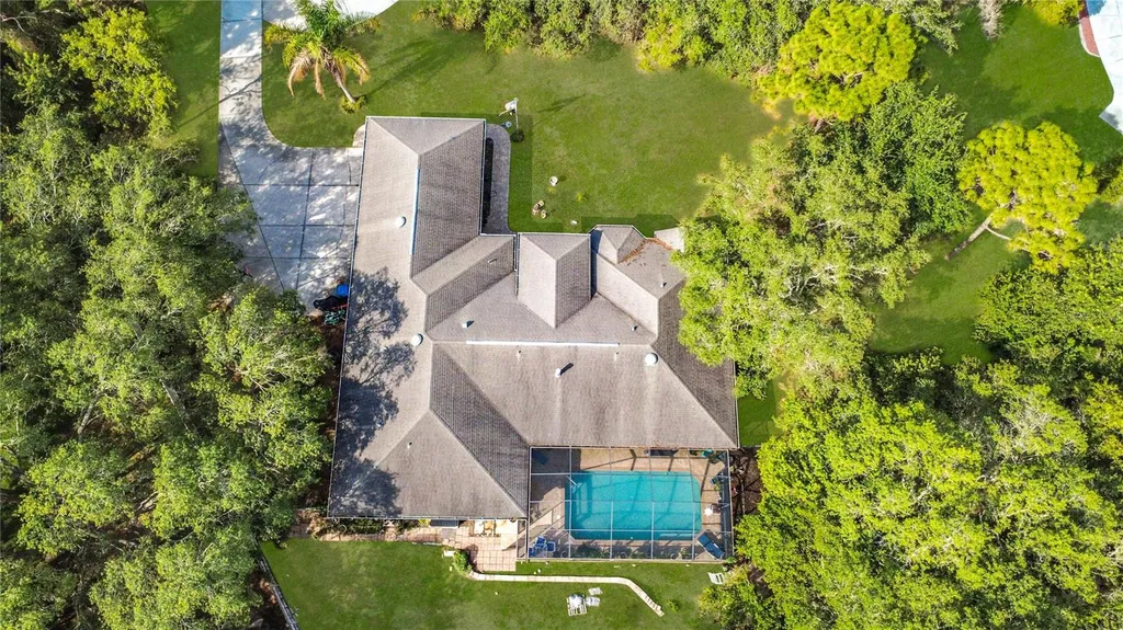 10301 Fox Sparrow Avenue Weeki Wachee FL 34613