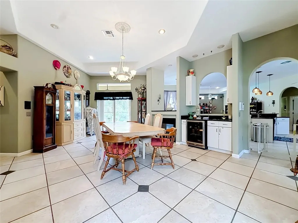 10301 Fox Sparrow Avenue Weeki Wachee FL 34613