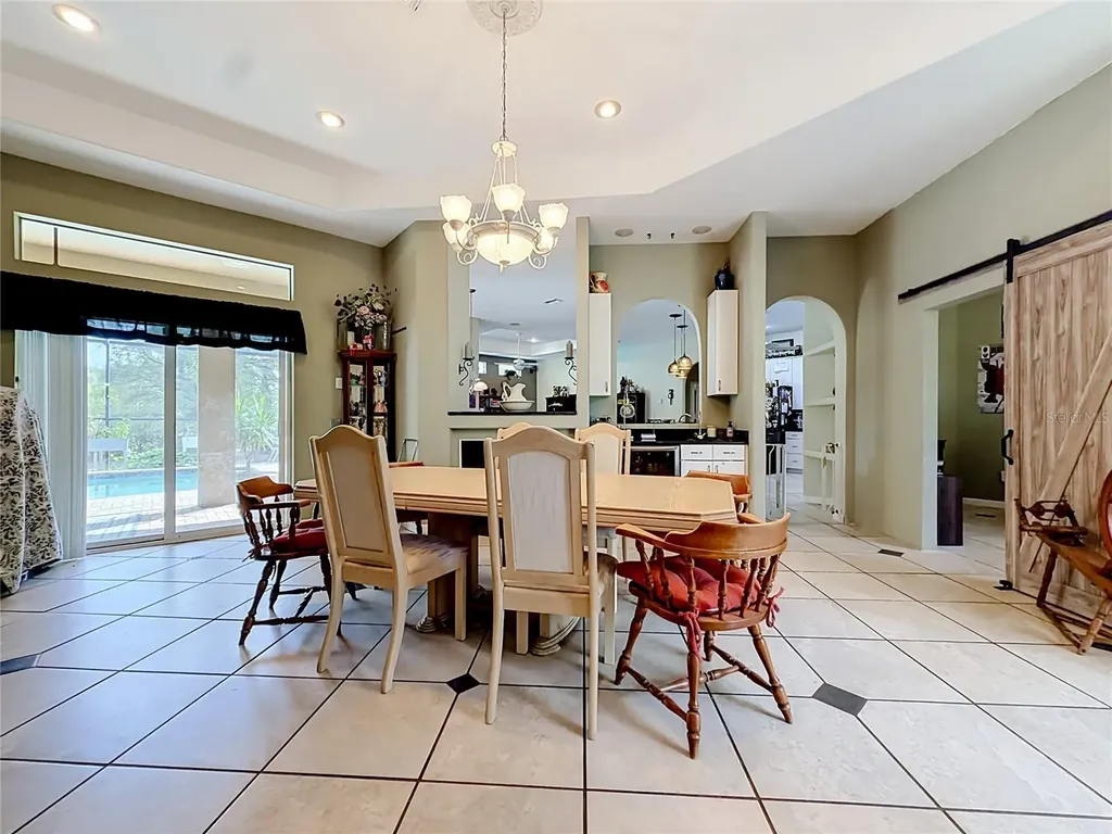 10301 Fox Sparrow Avenue Weeki Wachee FL 34613