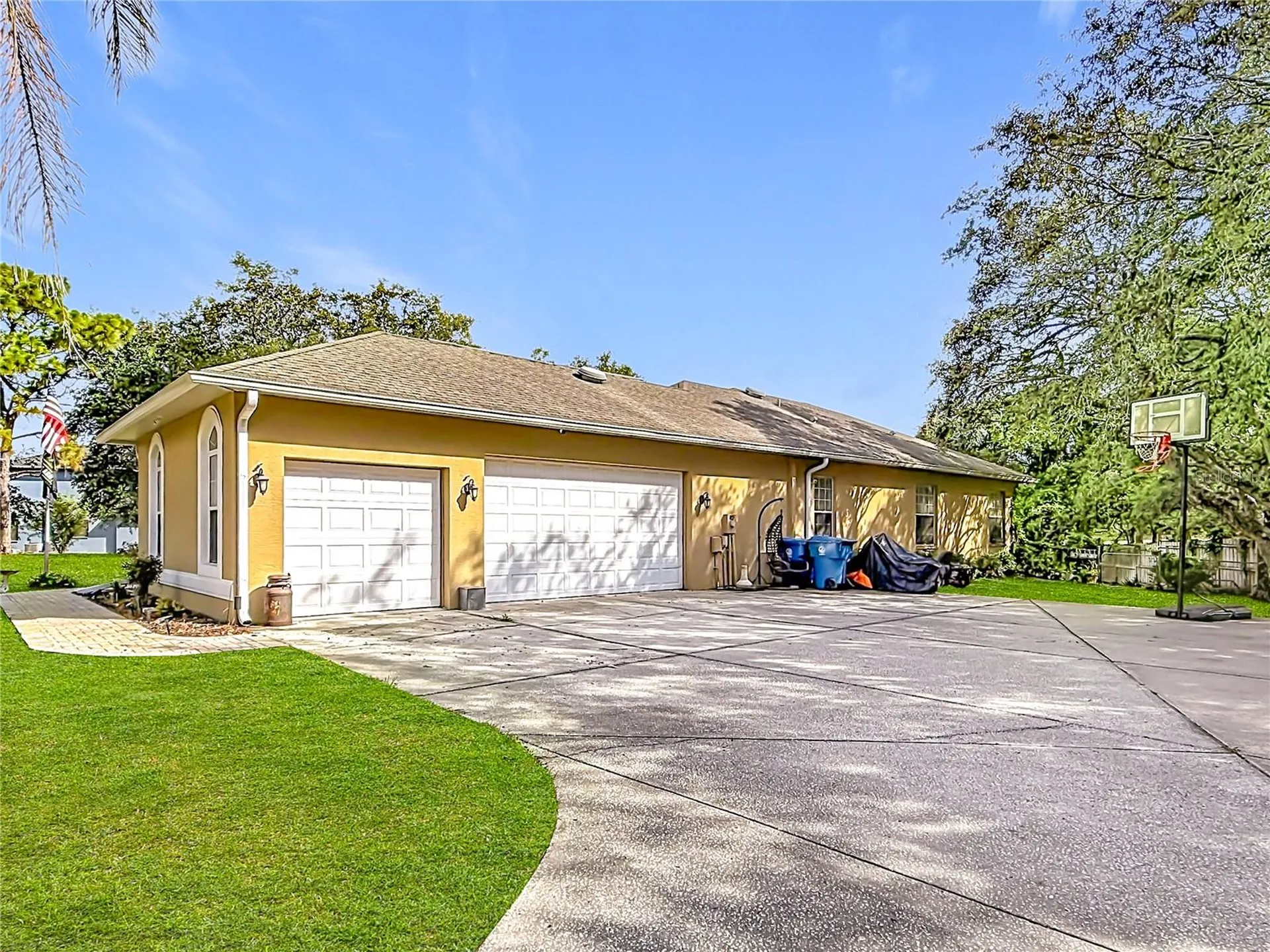 10301 Fox Sparrow Avenue Weeki Wachee FL 34613