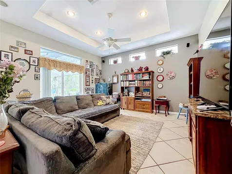 10301 Fox Sparrow Avenue Weeki Wachee FL 34613