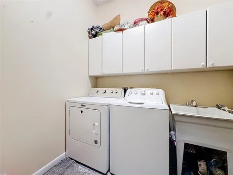 10301 Fox Sparrow Avenue Weeki Wachee FL 34613