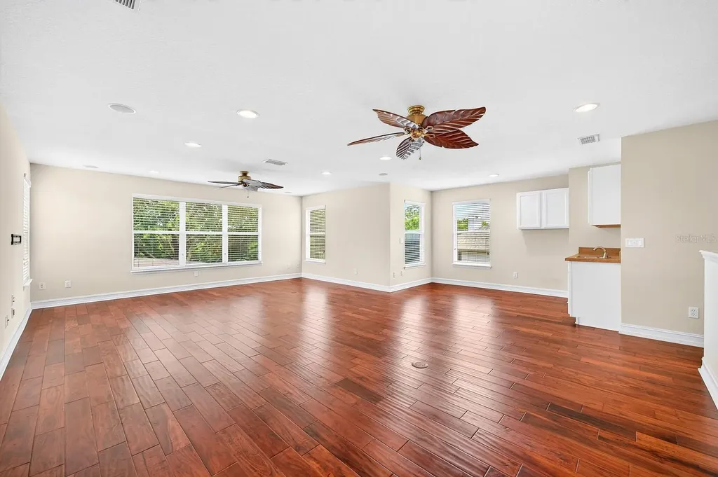 825 Parkside Pointe Boulevard Apopka FL 32712