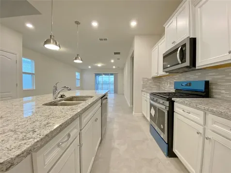 7360 Oakmoss Loop Davenport FL 33837