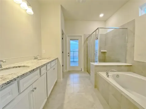 7360 Oakmoss Loop Davenport FL 33837