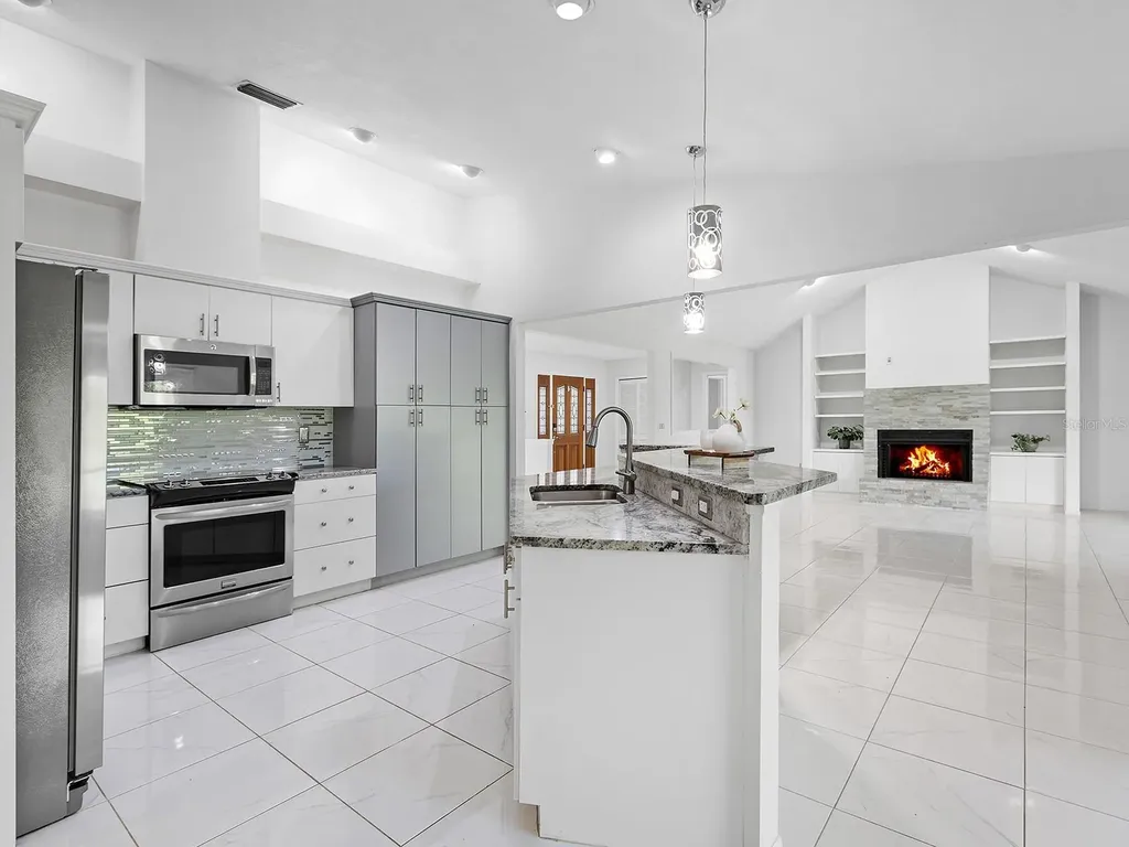 1756 Cottonwood Trail Sarasota FL 34232