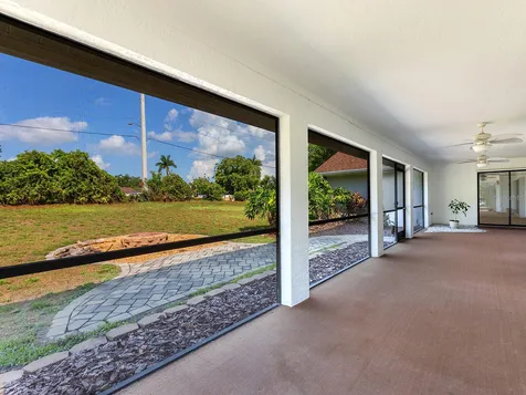 1756 Cottonwood Trail Sarasota FL 34232