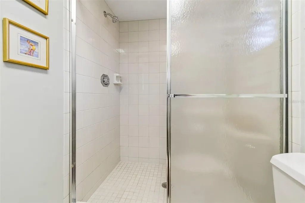 5804 Ainsworth Court E Tampa FL 33647