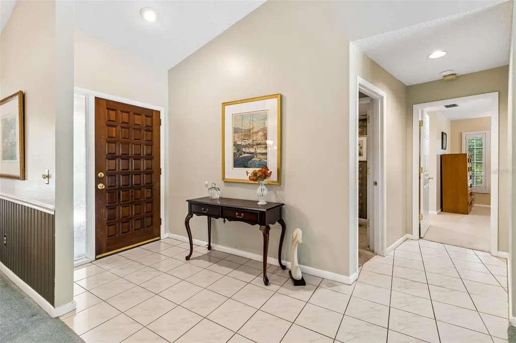 5804 Ainsworth Court E Tampa FL 33647