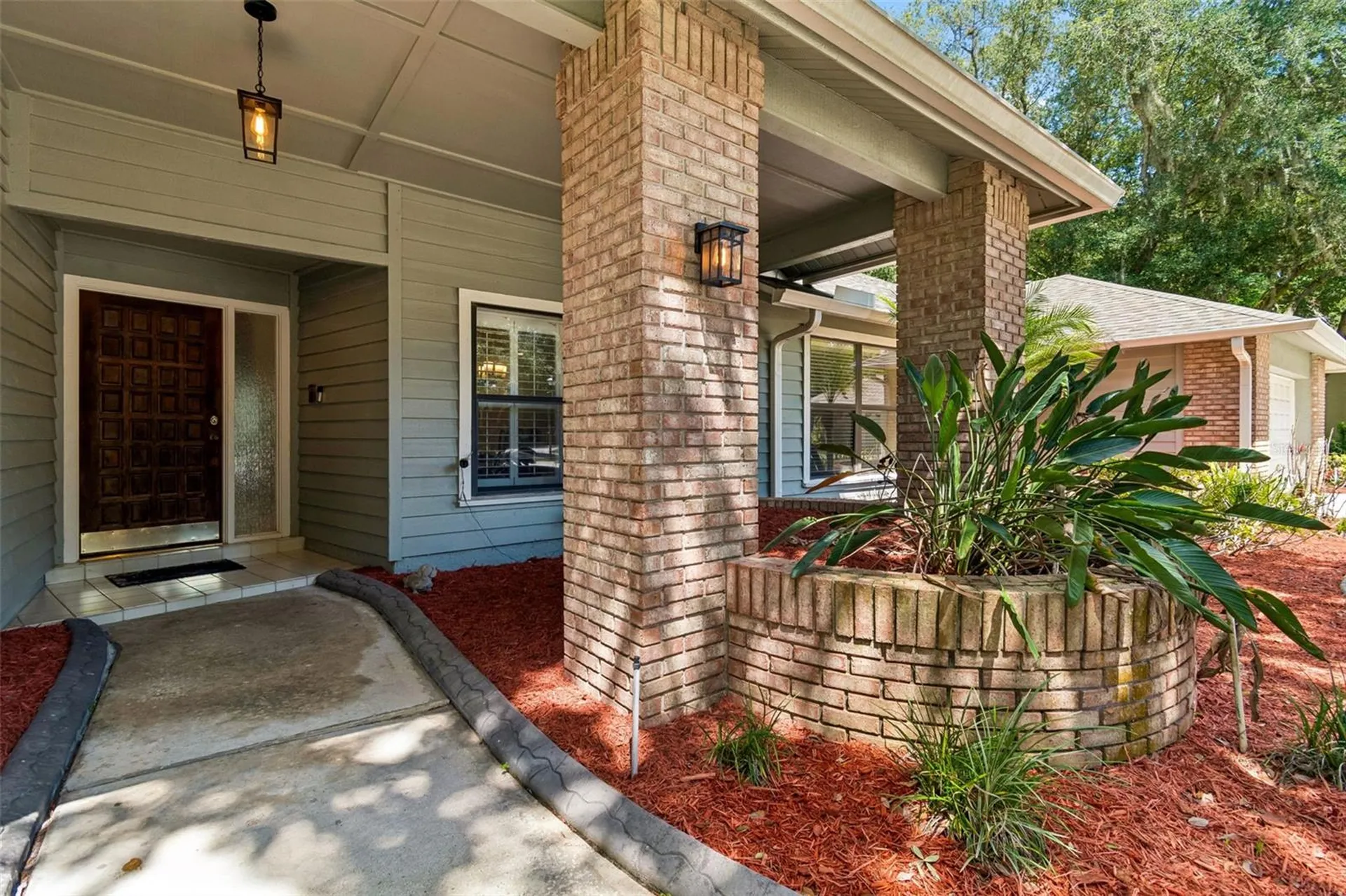 5804 Ainsworth Court E Tampa FL 33647
