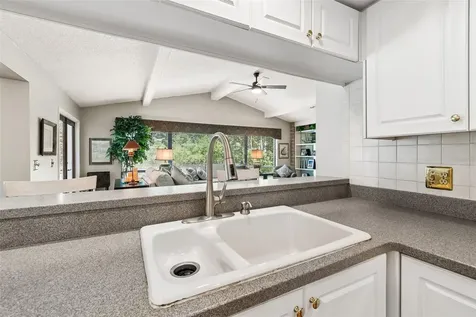 5804 Ainsworth Court E Tampa FL 33647