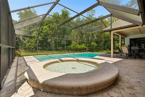 5804 Ainsworth Court E Tampa FL 33647