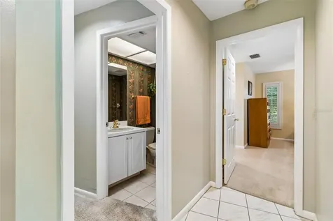 5804 Ainsworth Court E Tampa FL 33647