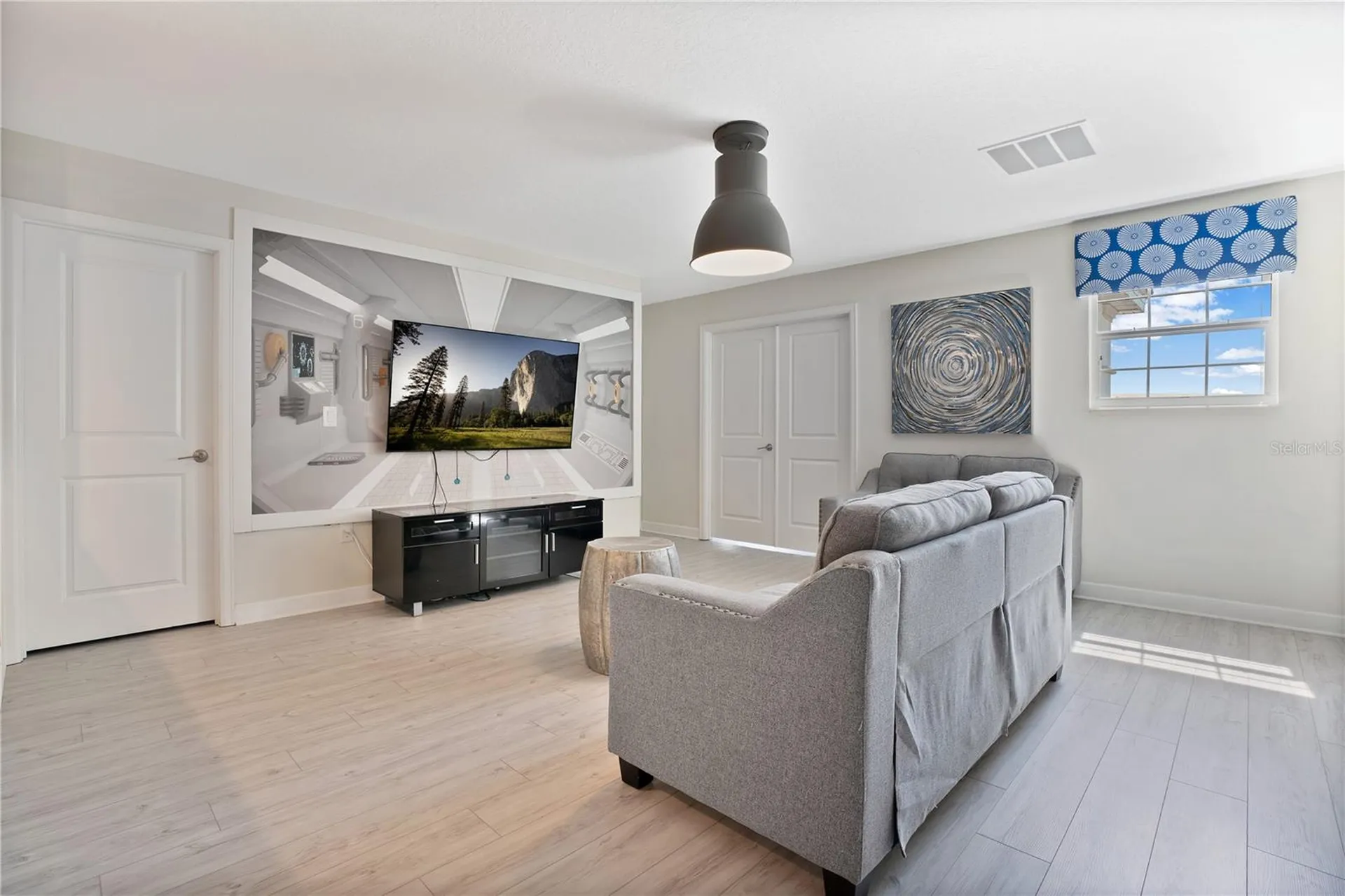 1613 Maidstone Court Davenport FL 33896