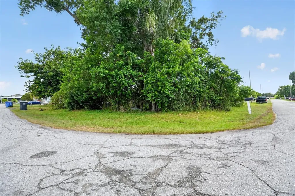509 Domino Drive N Ruskin FL 33570