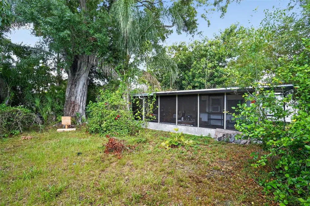 509 Domino Drive N Ruskin FL 33570
