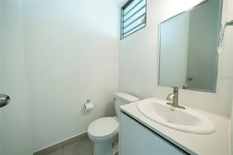 Calle 13 Guaynabo PR 00971