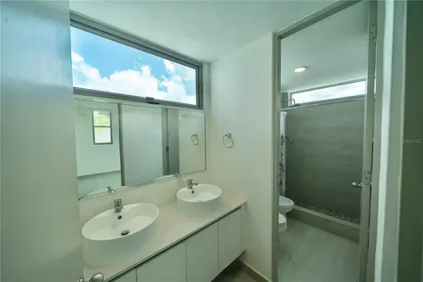 Calle 13 Guaynabo PR 00971