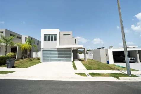Calle 13 Guaynabo PR 00971