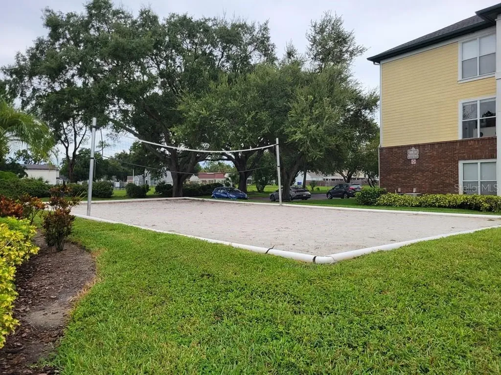 10020 Strafford Oak Court Tampa FL 33624