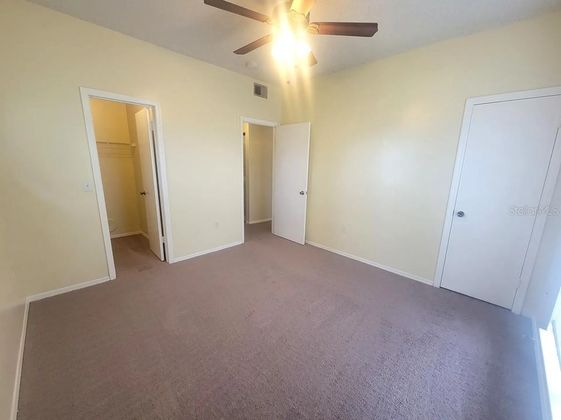 10020 Strafford Oak Court Tampa FL 33624