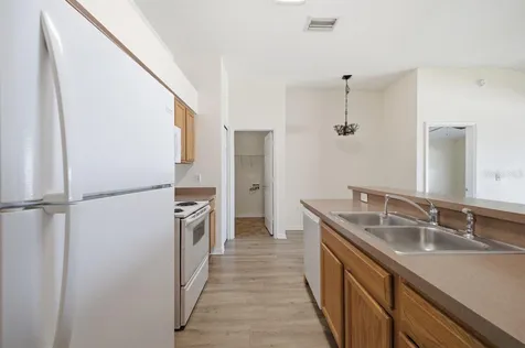 7631 Merchantville Circle Zephyrhills FL 33540