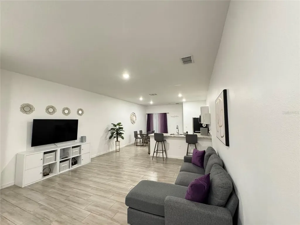 699 W Kaley Street Orlando FL 32805